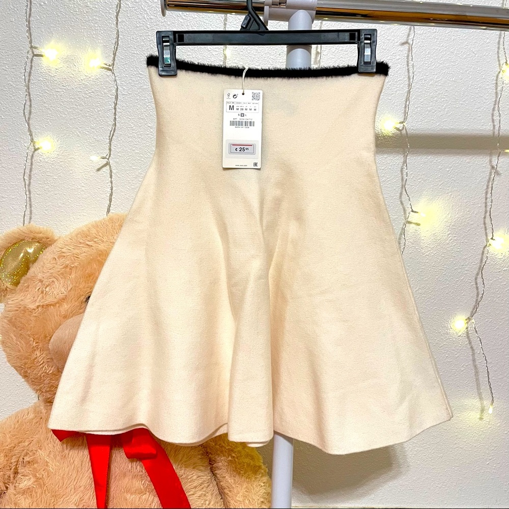NWT ZARA high-waisted Mini Skirt knite milky color - Picture 2 of 7